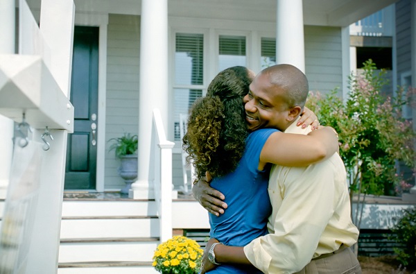 Couple in front of New Home 03
